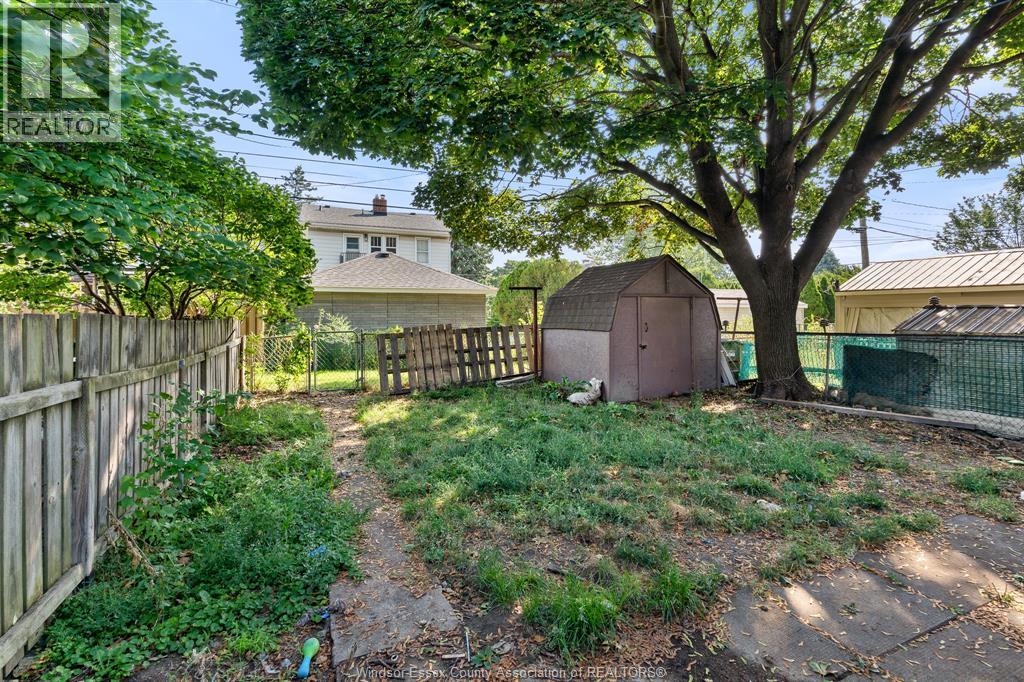 2284 Fraser AVENUE - 45