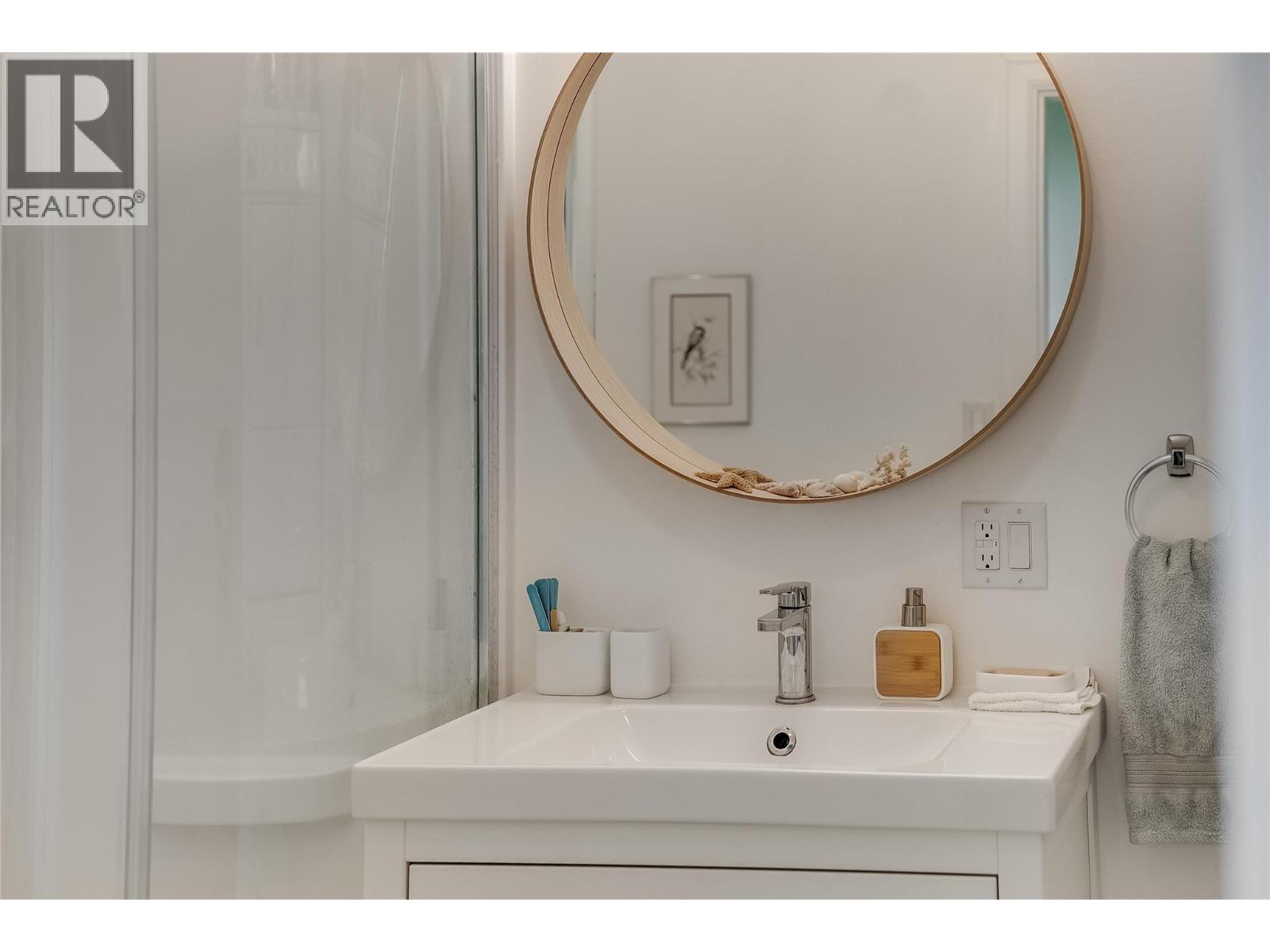 204 DIANA Crescent - Image 22