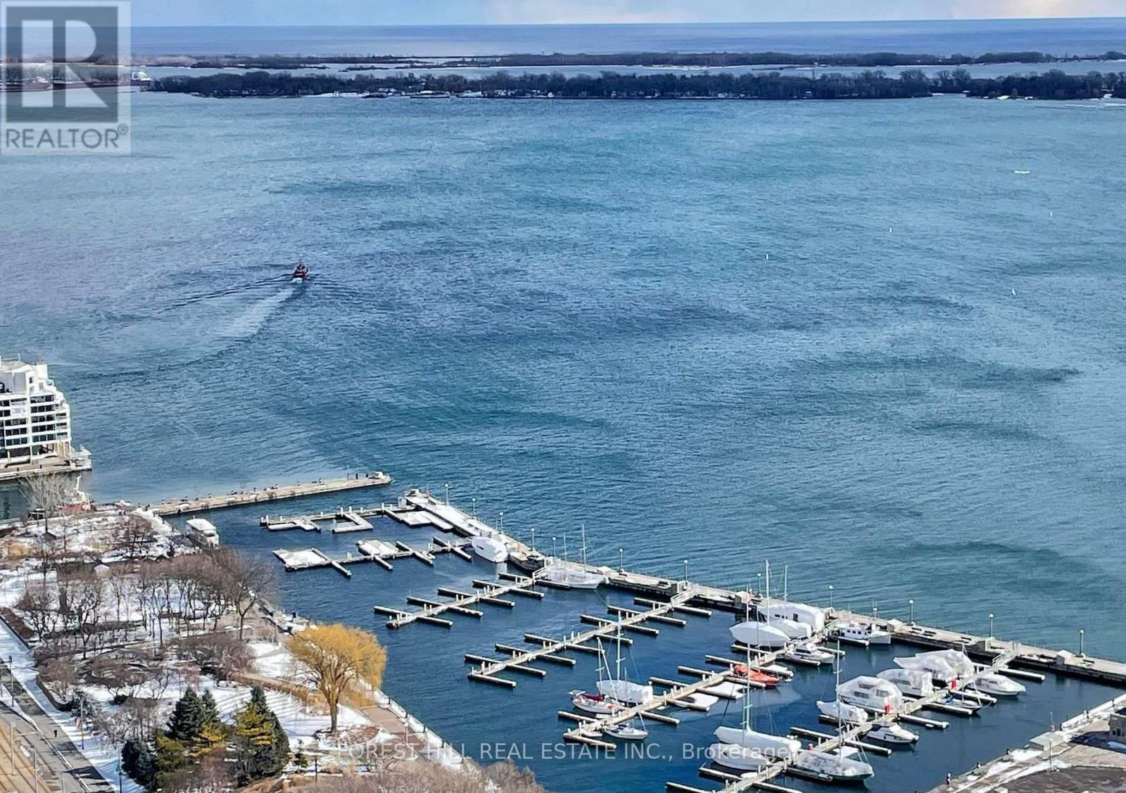 #1215 17 BATHURST STREET - 34