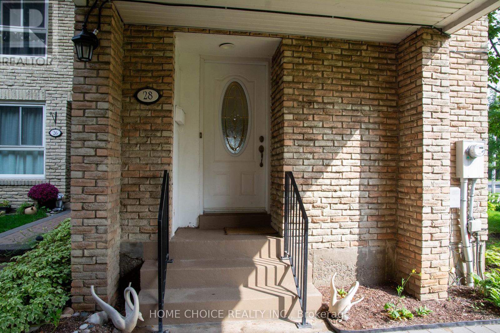 28 Tangle Briarway, Toronto (Bayview Village), Ontario, M2J2M4, Toronto (Bayview Village), Ontario — photo 2 of 5
