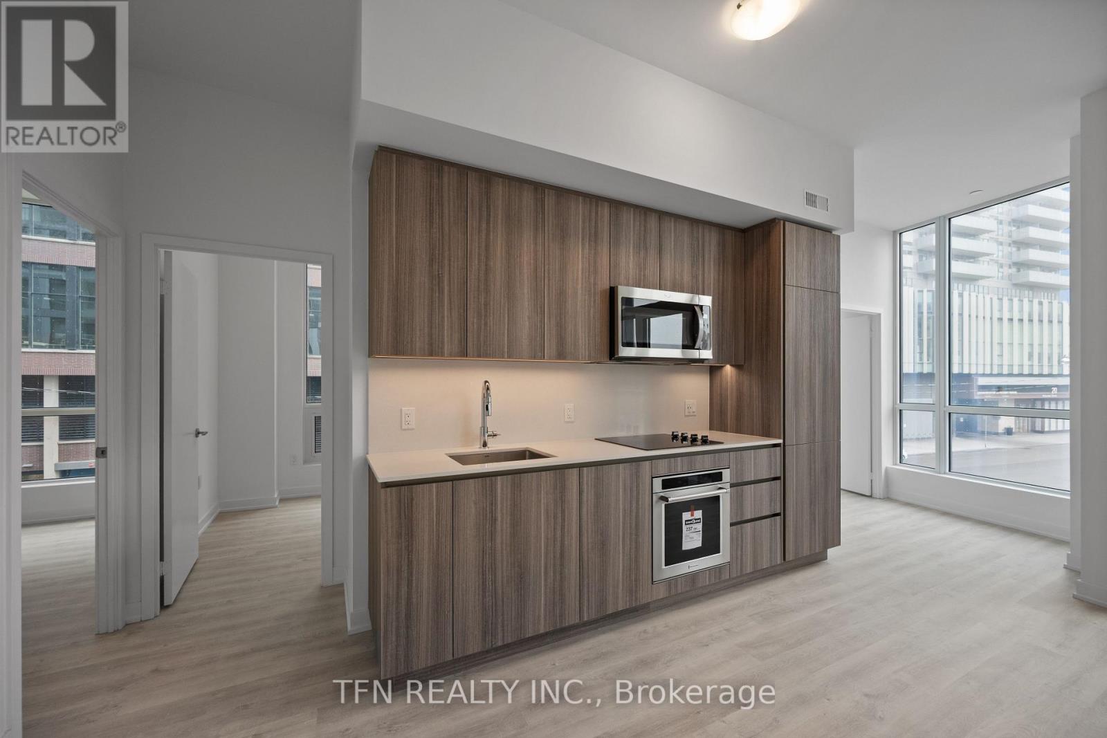 #215 15 RICHARDSON STREET - 2