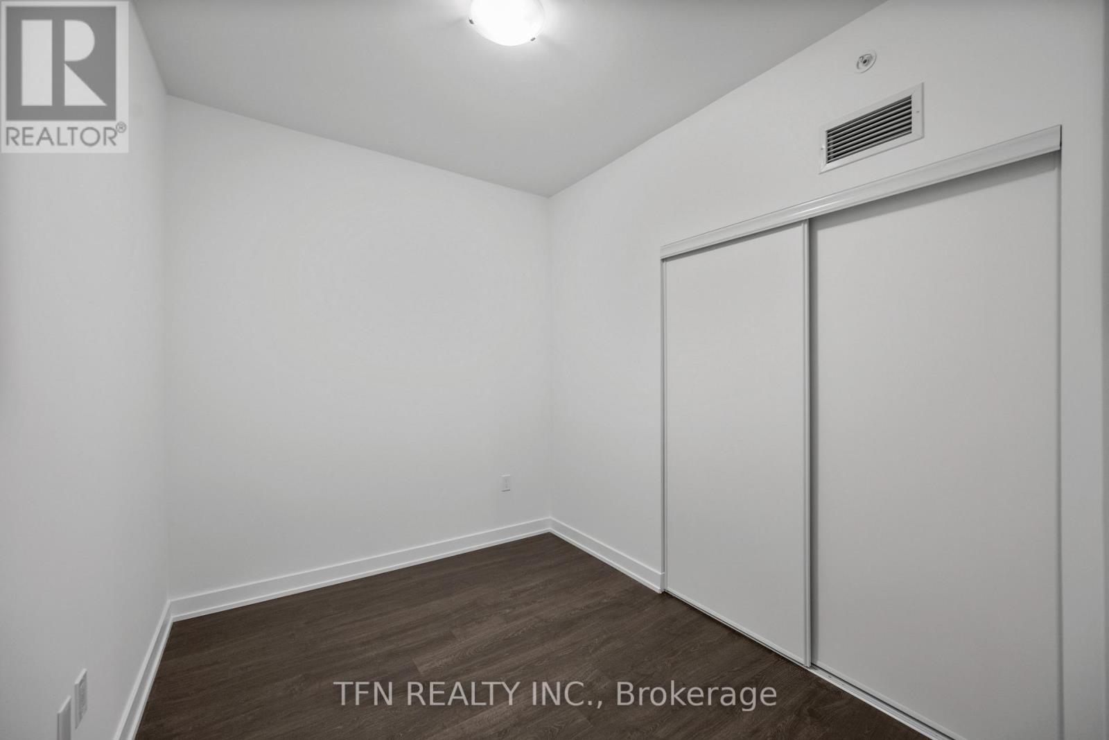 #314 15 RICHARDSON STREET - 12