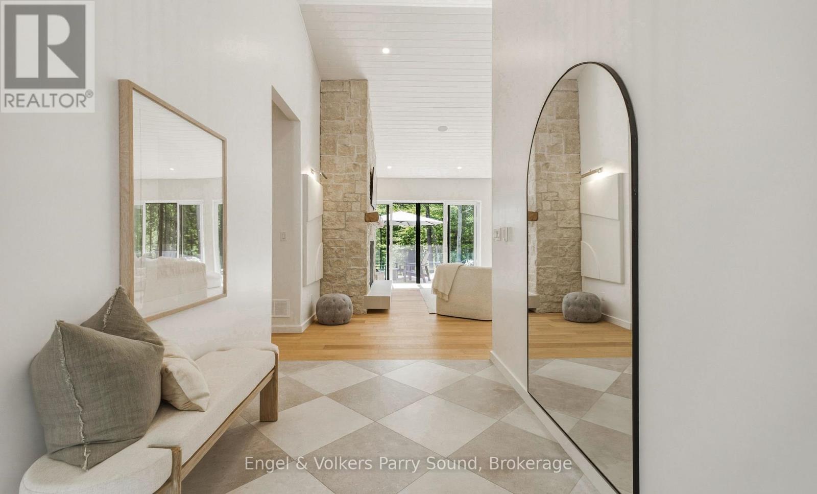 15 BEECHWOOD DRIVE - 20