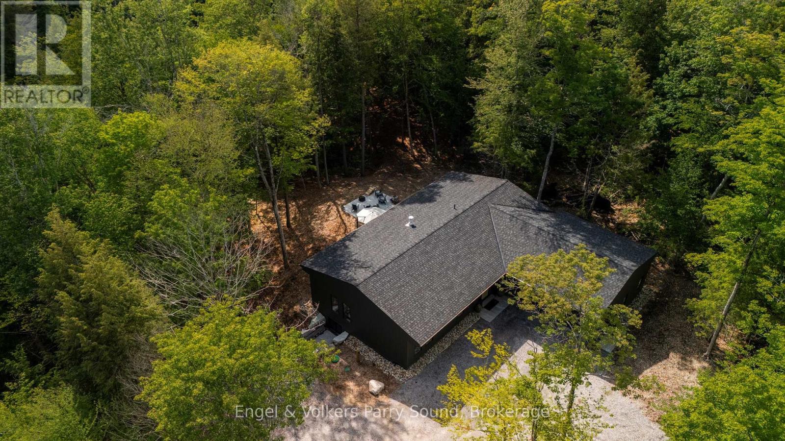 15 BEECHWOOD DRIVE - Image 40