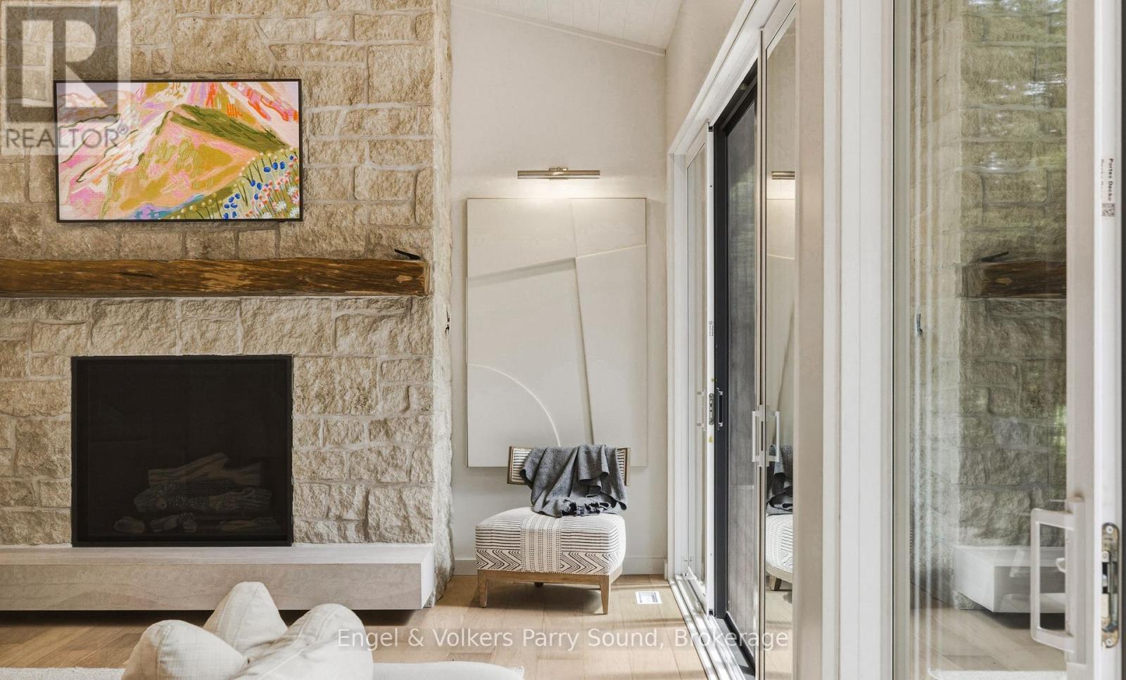 15 BEECHWOOD DRIVE - 7