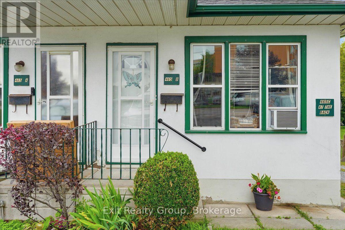 465 Dundas Street West, Belleville (Belleville Ward), Ontario, K8P1B6, Belleville (Belleville Ward), Ontario — photo 3 of 5
