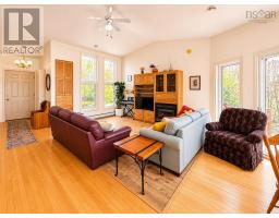 Eat in kitchen - 10797 Highway 105, Aberdeen, NS B0E3M0 Photo 6