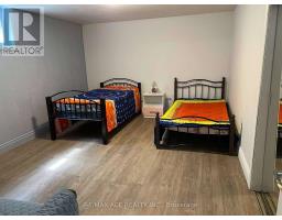 Bsmt - 127 Poplar Road, Toronto, ON M1E1Z5 Photo 7