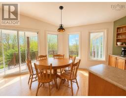 Den - 10797 Highway 105, Aberdeen, NS B0E3M0 Photo 8