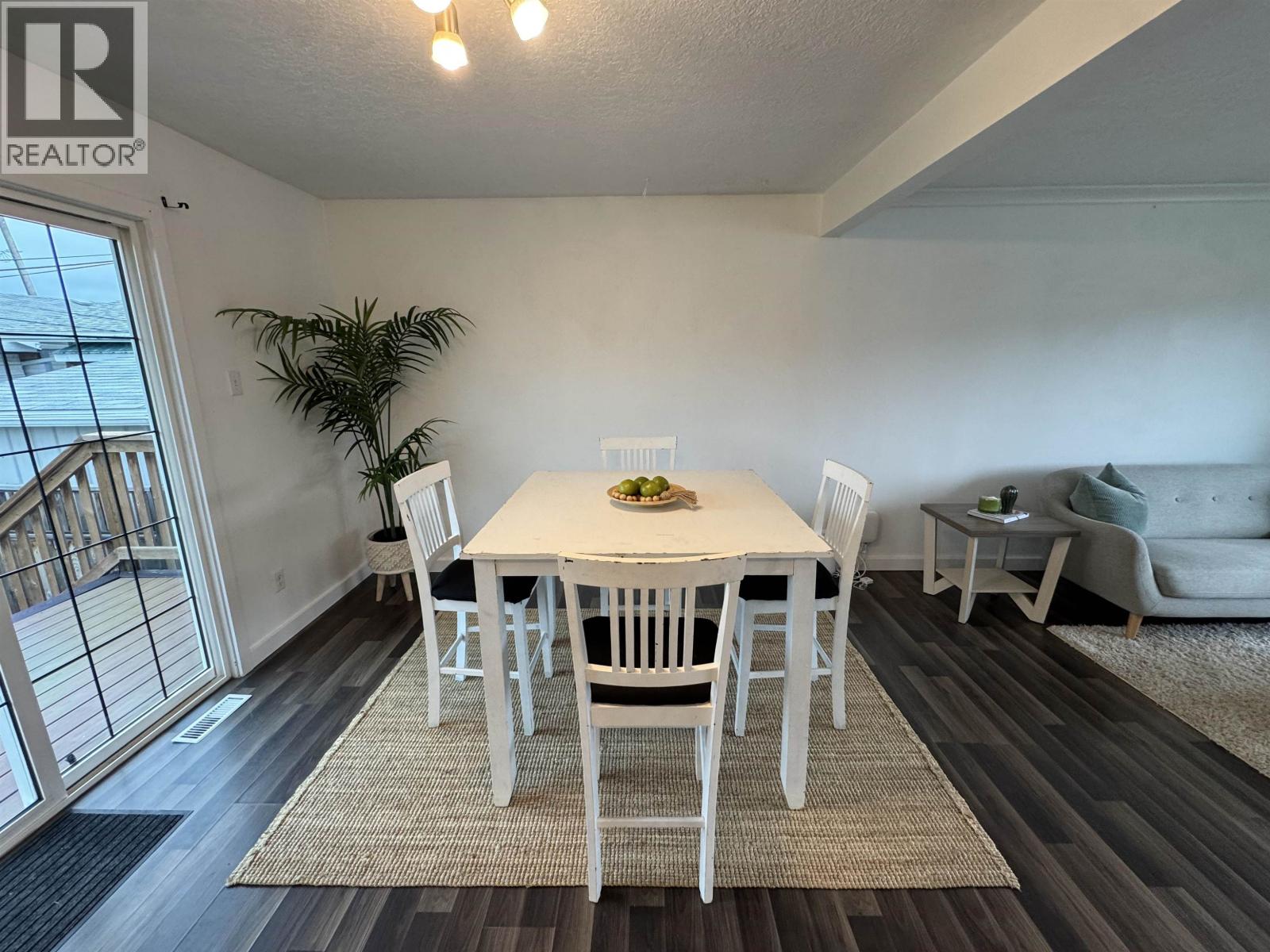 11115 102 AVENUE - Image 10