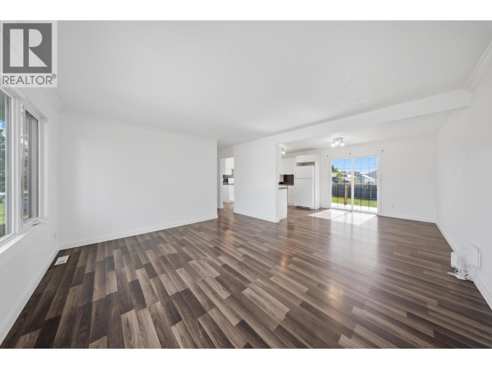 11115 102 AVENUE - 12