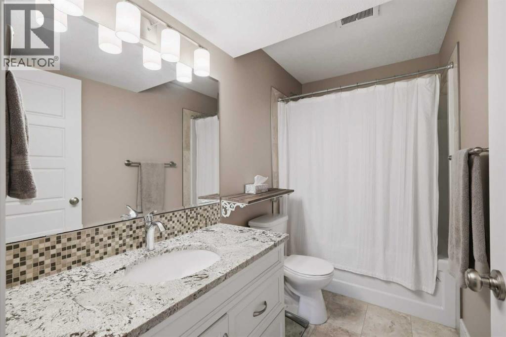 Listing photo – 34 Bowman Circle, Sylvan Lake