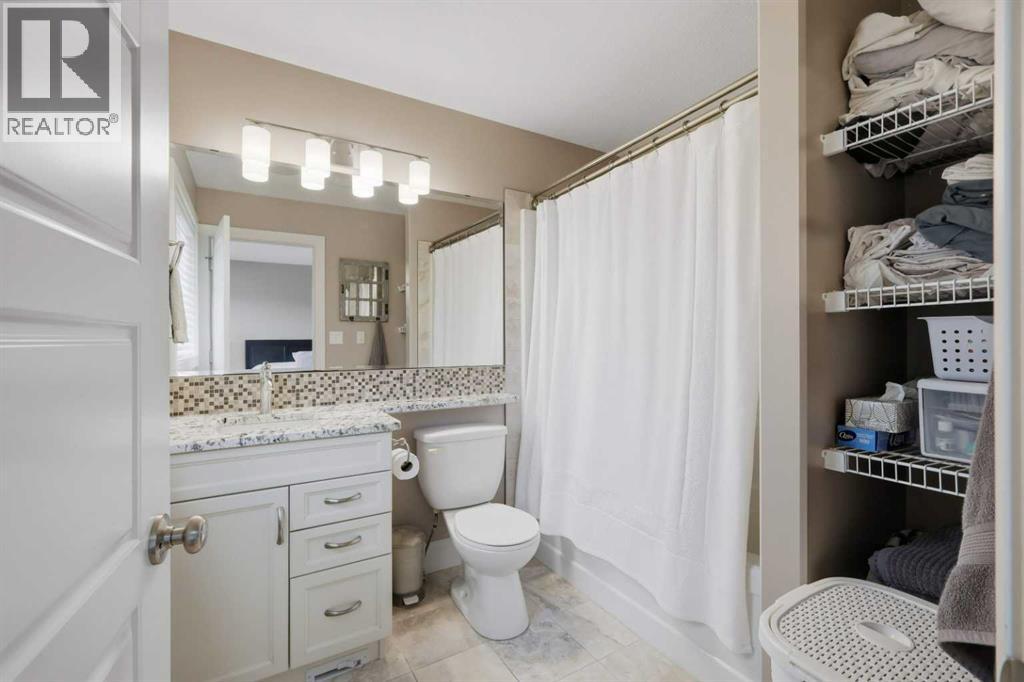 Listing photo – 34 Bowman Circle, Sylvan Lake