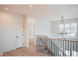 Mud room - 9647 72 Av Nw, Edmonton, AB T6E0Y7 Photo 10