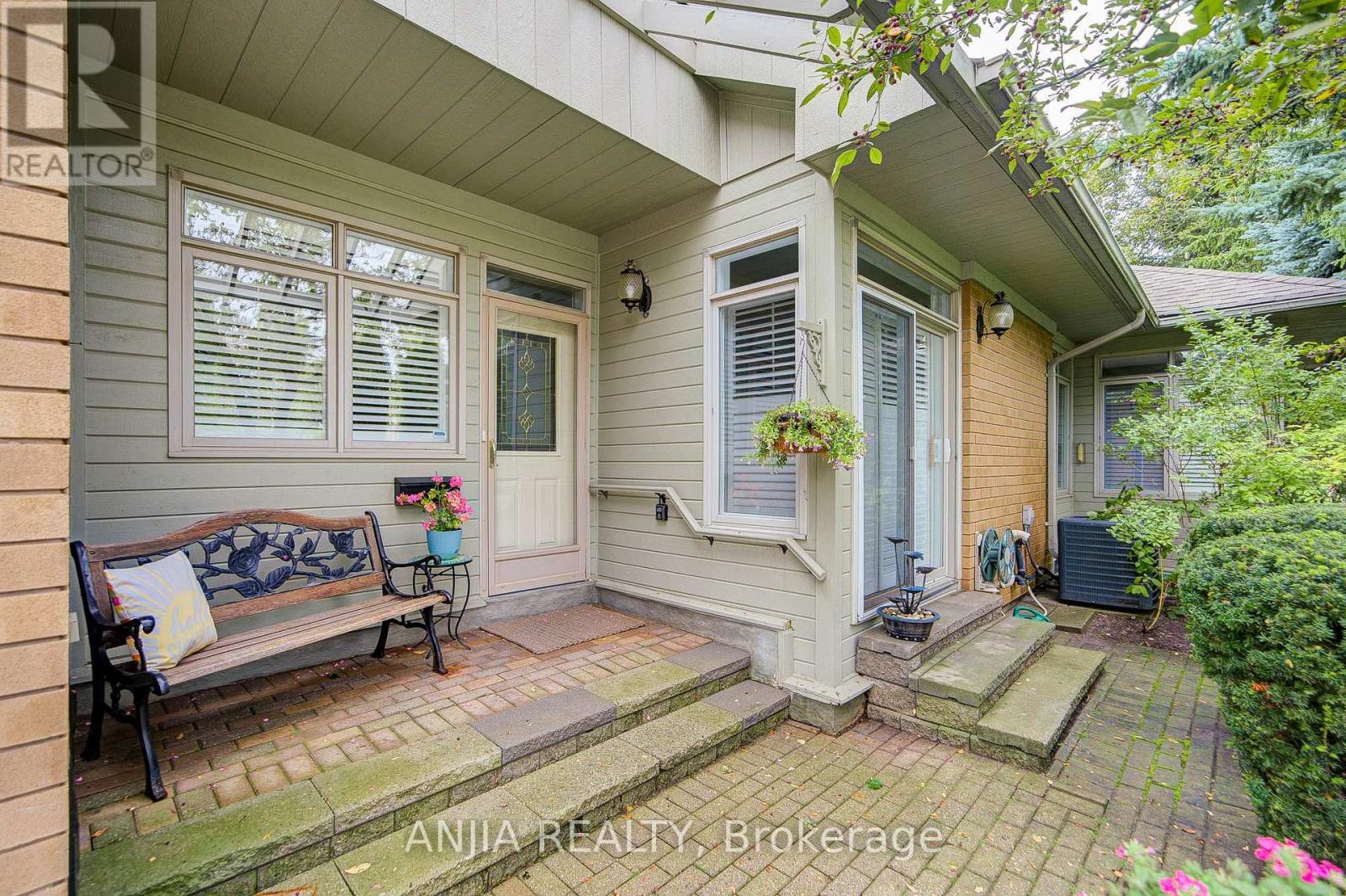 52 AUGUSTA DRIVE WAY, Markham photo 3