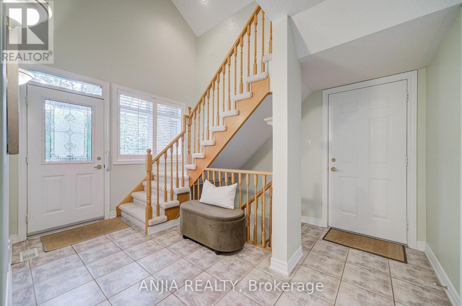 52 AUGUSTA DRIVE WAY, Markham photo 4