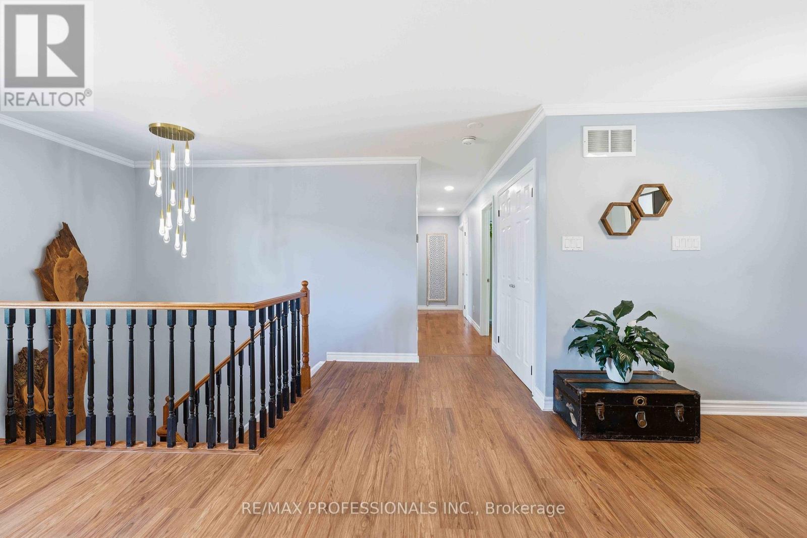 101 MAPLE AVENUE - Image 15
