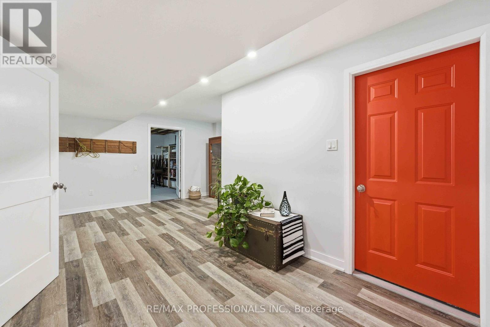 101 MAPLE AVENUE - Image 39