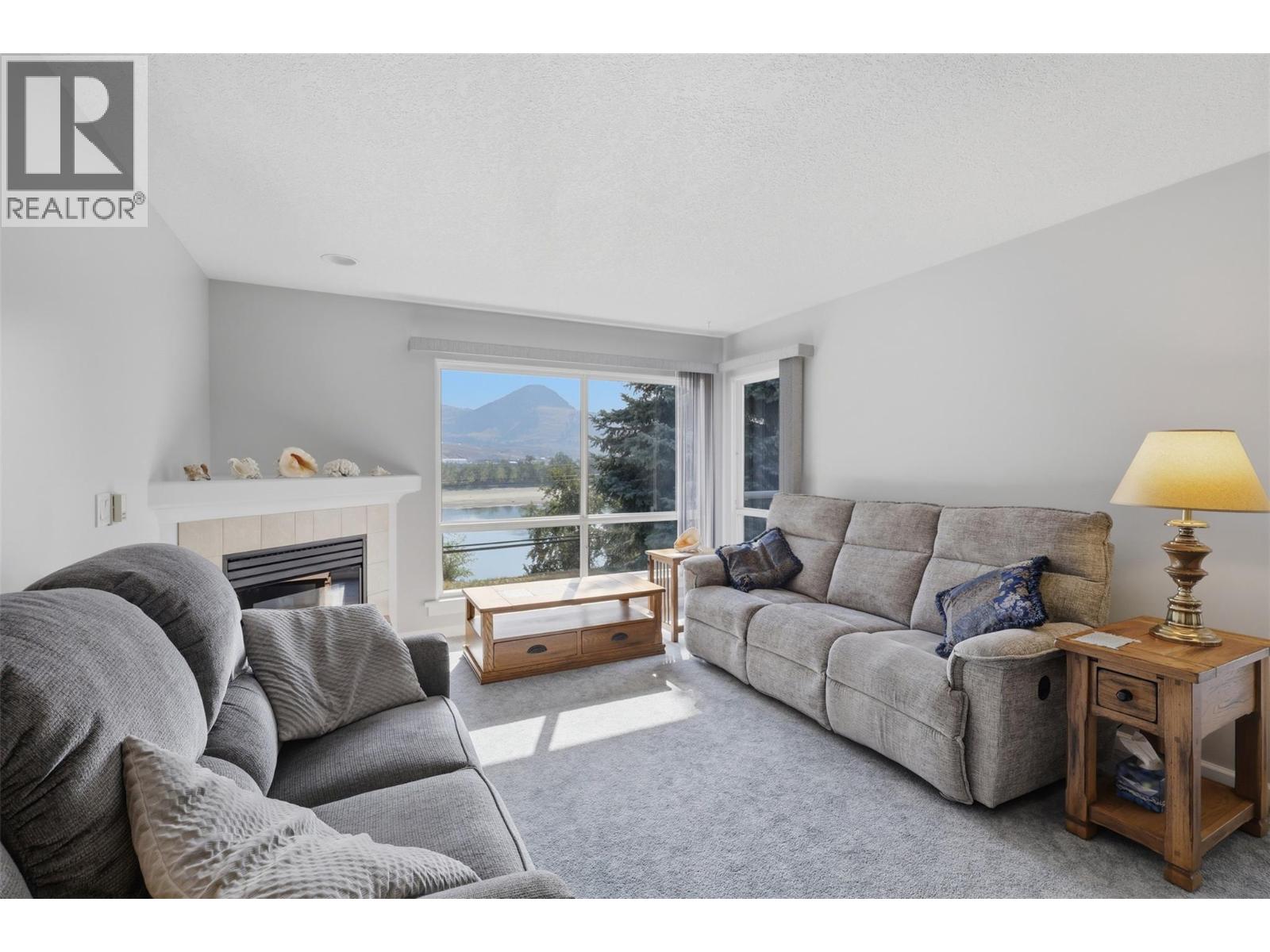 #7 810 Anderson Terrace - 19