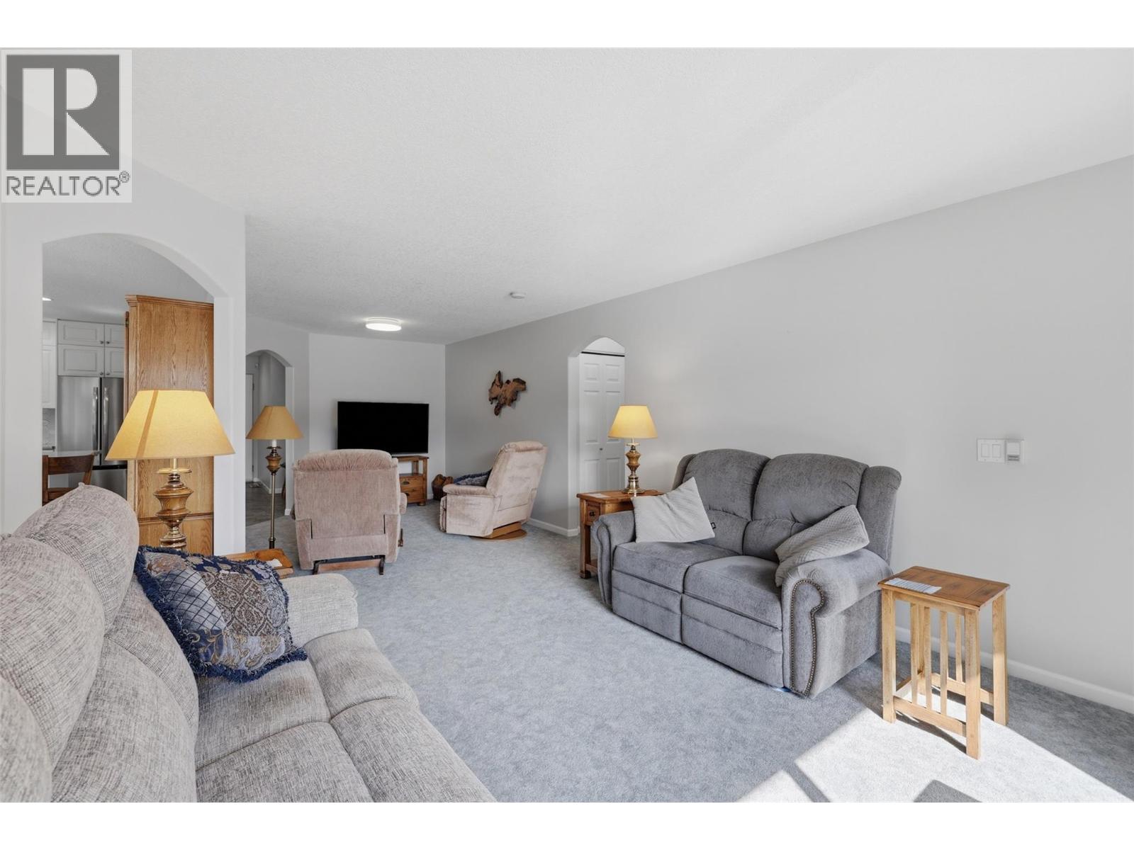 #7 810 Anderson Terrace - Image 21