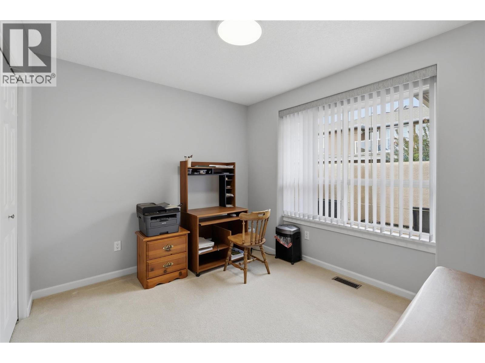 #7 810 Anderson Terrace - Image 30