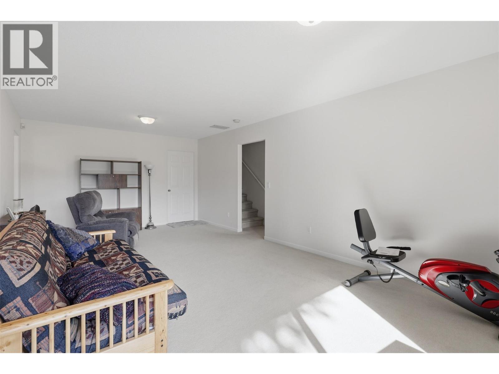 #7 810 Anderson Terrace - 40