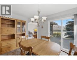 Kitchen - 810 Anderson Terrace Unit# 7, Kamloops, BC V2B6E2 Photo 14