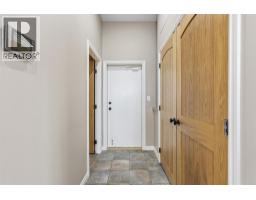 Recreation room - 1589 Golf Ridge Drive, Kamloops, BC V2H0A5 Photo 6