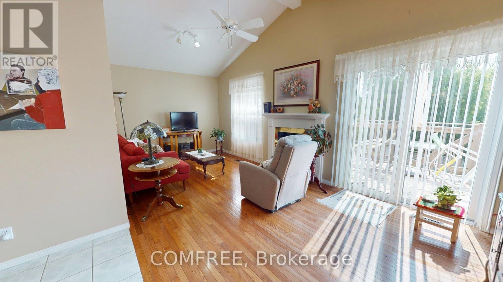 115 RESURRECTION DRIVE - 10