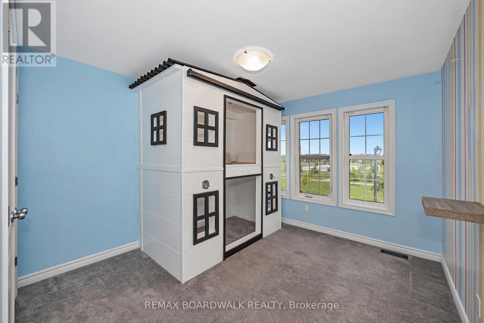 648 DECOEUR DRIVE - 34