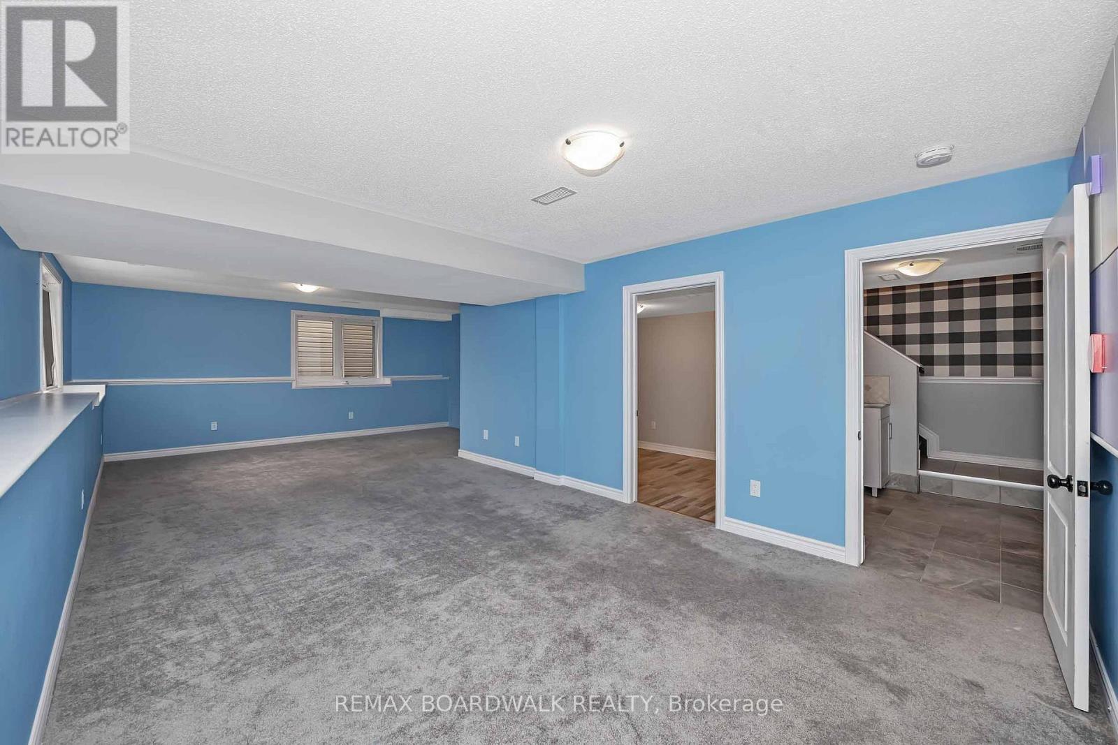 648 DECOEUR DRIVE - 42