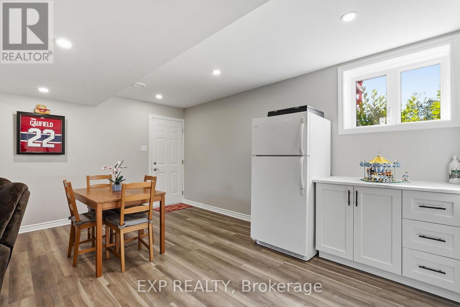 120 ST THOMAS ROAD - 27