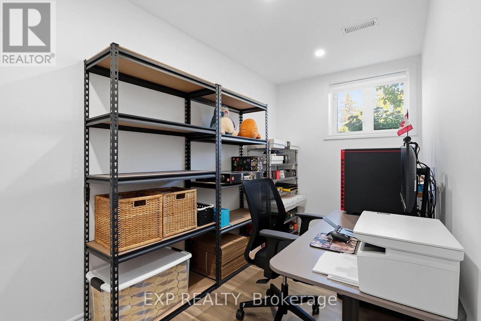 120 ST THOMAS ROAD - 32