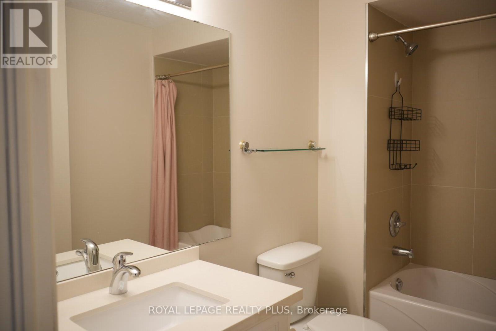 #10 2410 WOODWARD AVENUE - 24