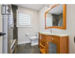2579 Kenna Court, Mississauga, ON L5K2K4 Photo 24