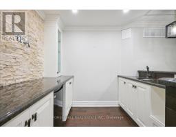 2579 Kenna Court, Mississauga, ON L5K2K4 Photo 36