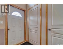 908 Connaught STREET, Regina — photo 2