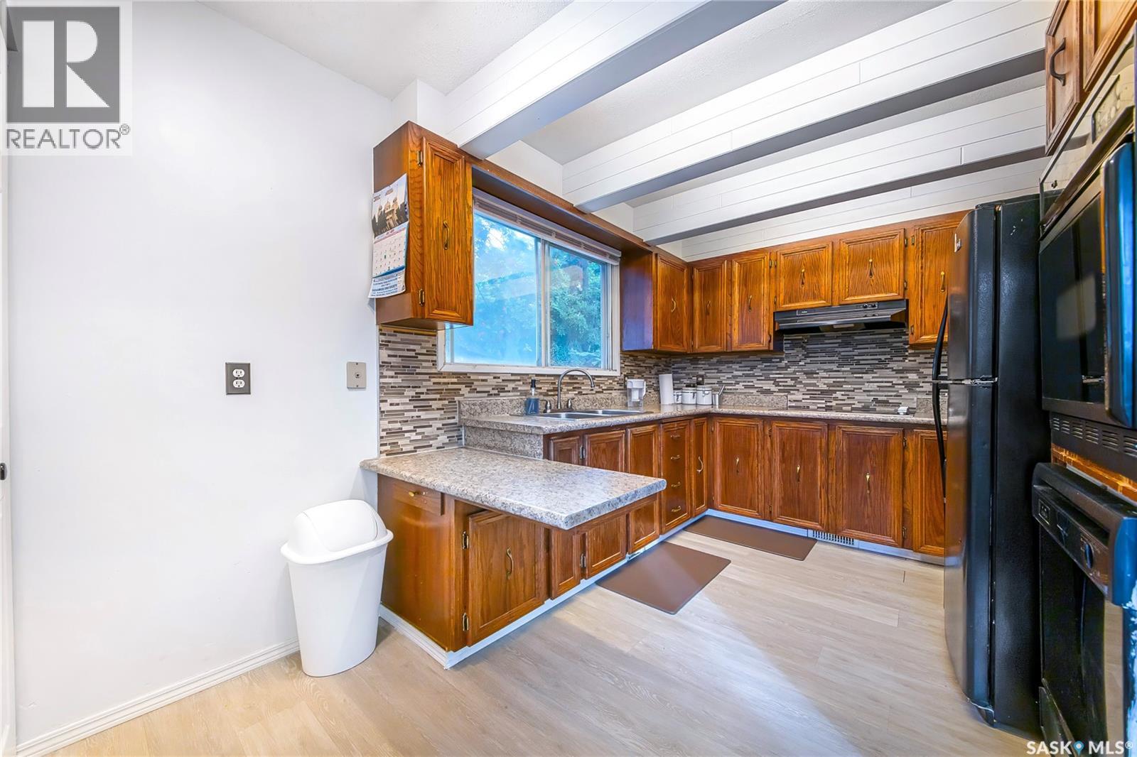 823 northumberland AVENUE - 16