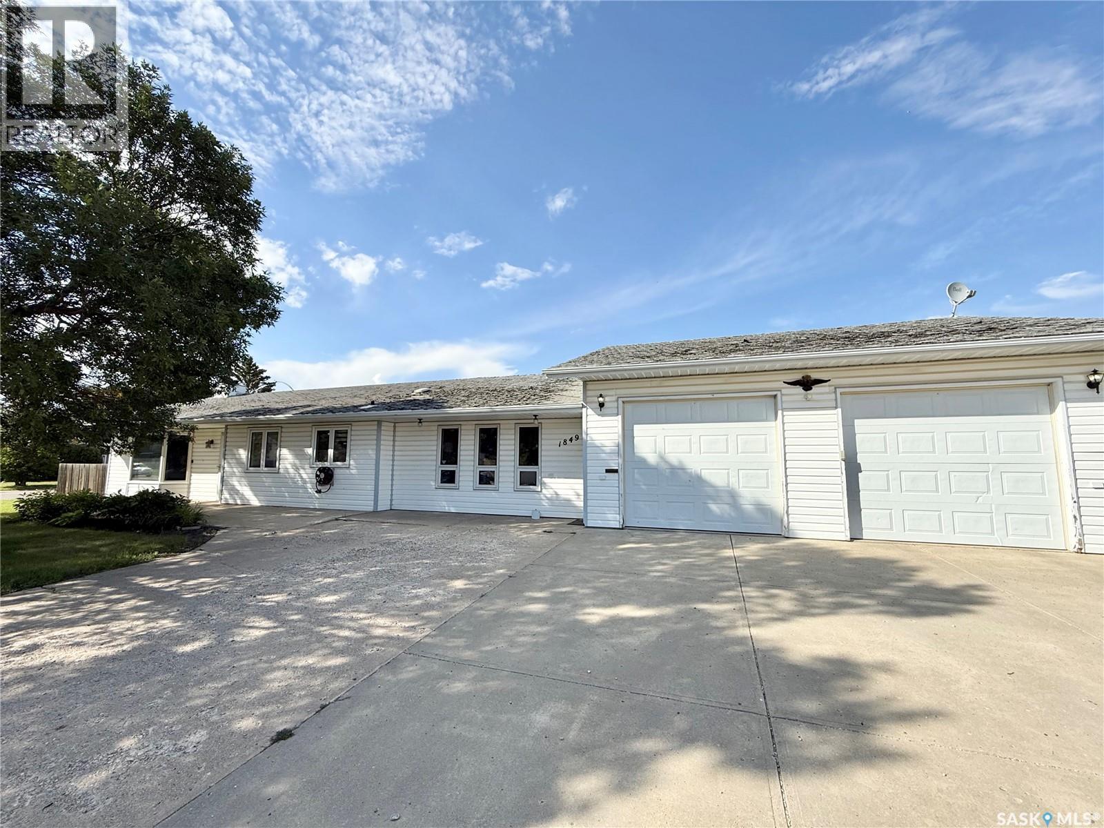 Property for sale at 1849 Eaglesham AVENUE