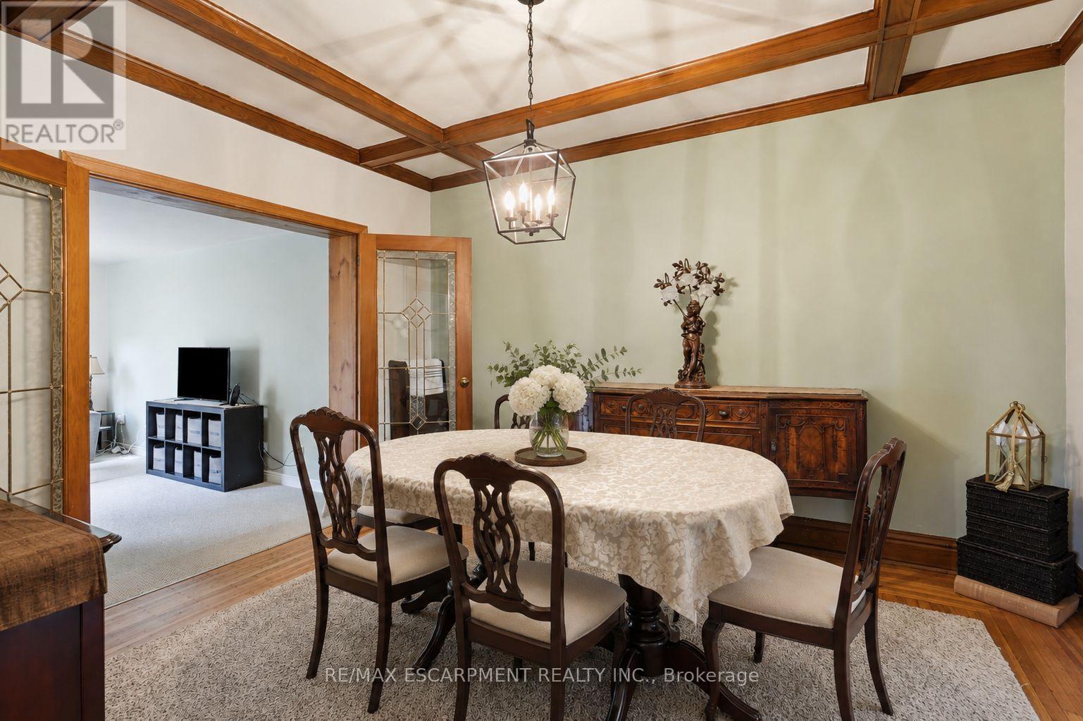 163 GROSVENOR AVENUE S - 13