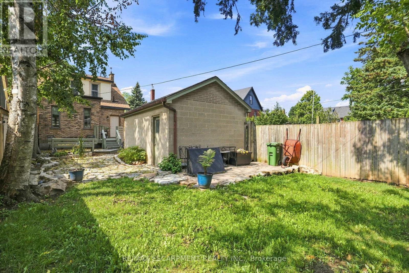 163 GROSVENOR AVENUE S - 41