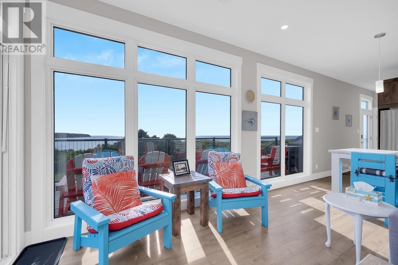 184 ANSELM MACDONALD Road - 12