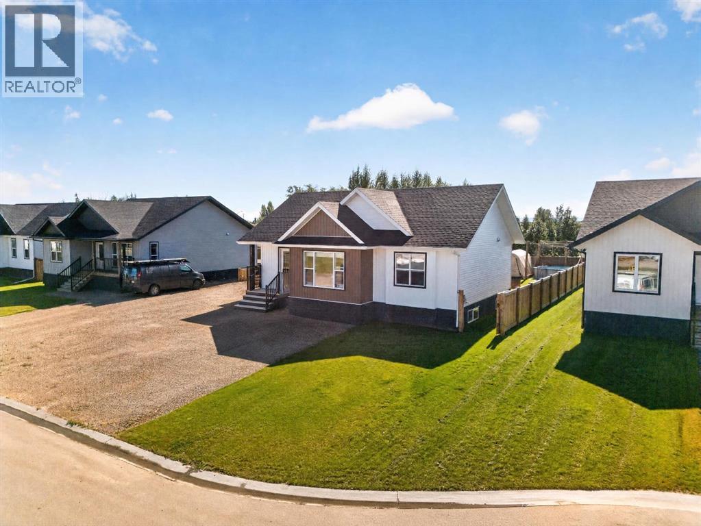 11117 104 Ave - 30