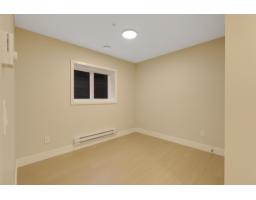 7734 196 Street, Langley, BC V2Y3V4 Photo 32