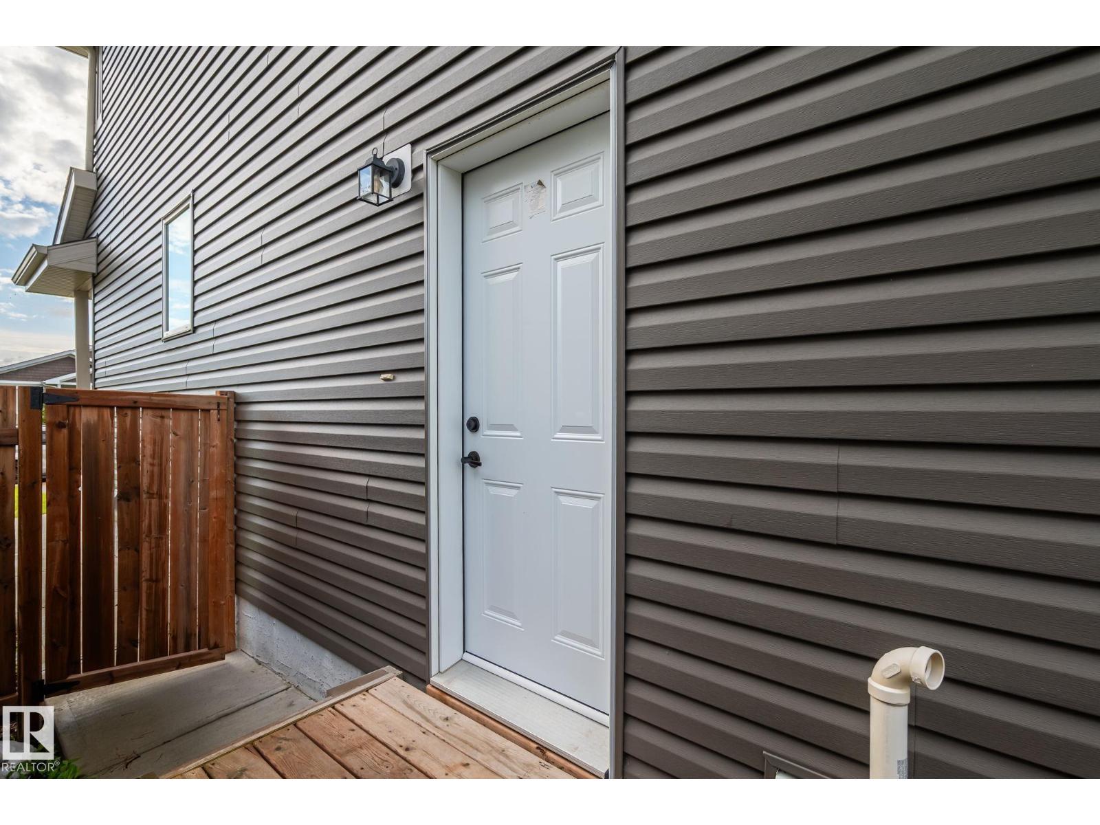 10338 162ST NW - 40