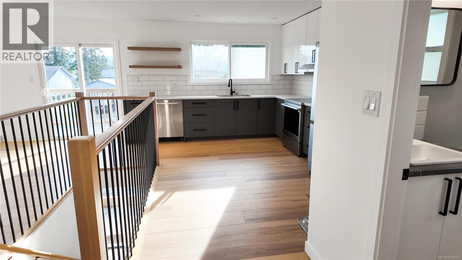 4644 Macintyre Ave - Image 11