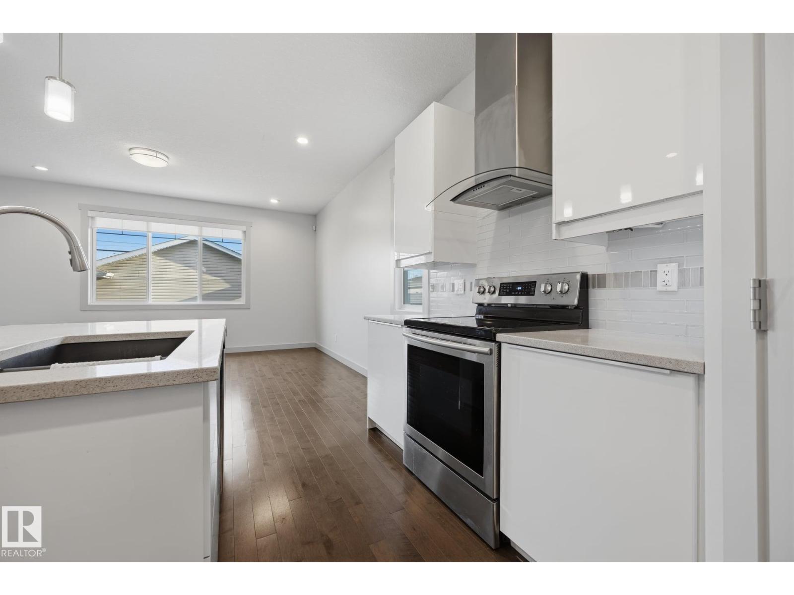 8952 81 AV NW - Image 18