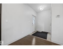 8952 81 Av Nw, Edmonton, AB T6C0W8 Photo 12