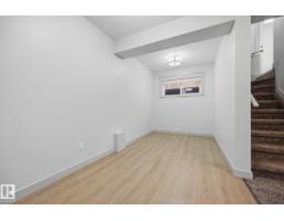 8952 81 Av Nw, Edmonton, AB T6C0W8 Photo 41