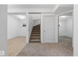 8952 81 Av Nw, Edmonton, AB T6C0W8 Photo 35